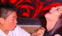 爆料娱乐圈的名人,揭秘那些不为人知的秘密