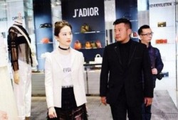 卓伟爆料视频刘亦菲,刘亦菲神秘恋情曝光，真相究竟如何？