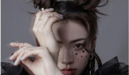 刘思瑶吃瓜网红,从吃瓜网红到话题女王，她如何成为网络焦点？